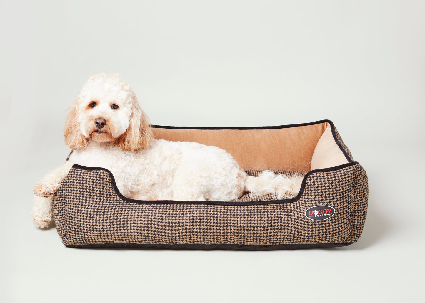 SNUGGLER | HOUNDSTOOTH TAN